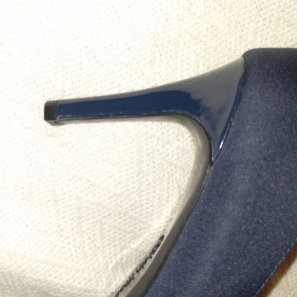 Sz.8.5 Women's Calvin Klein Nilly Heels - Picture 6 of 11